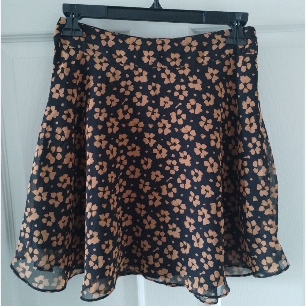 Urban Outfitters Black and Tan Sheer Floral Skirt Size XS NWOT